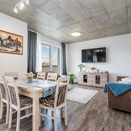 Perla Hradce 401 Apartment Hradec Kralove Exterior photo