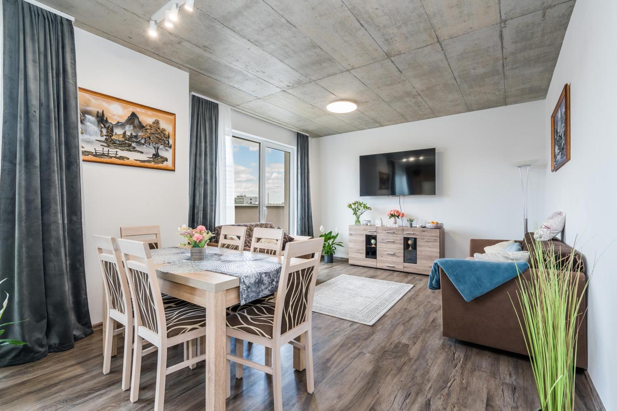 Perla Hradce 401 Apartment Hradec Kralove Exterior photo